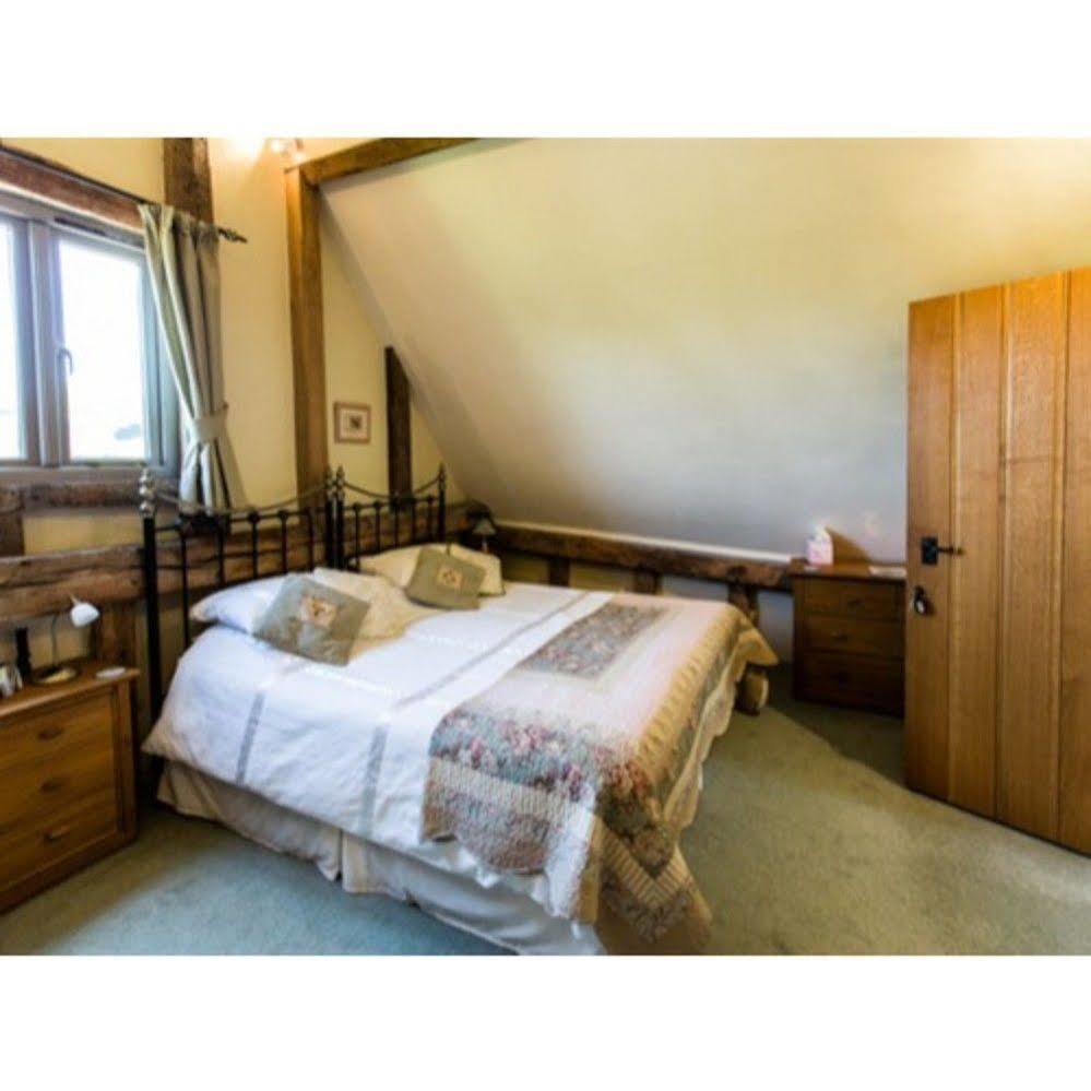Hotel Oak Farm Barn Beyton Esterno foto